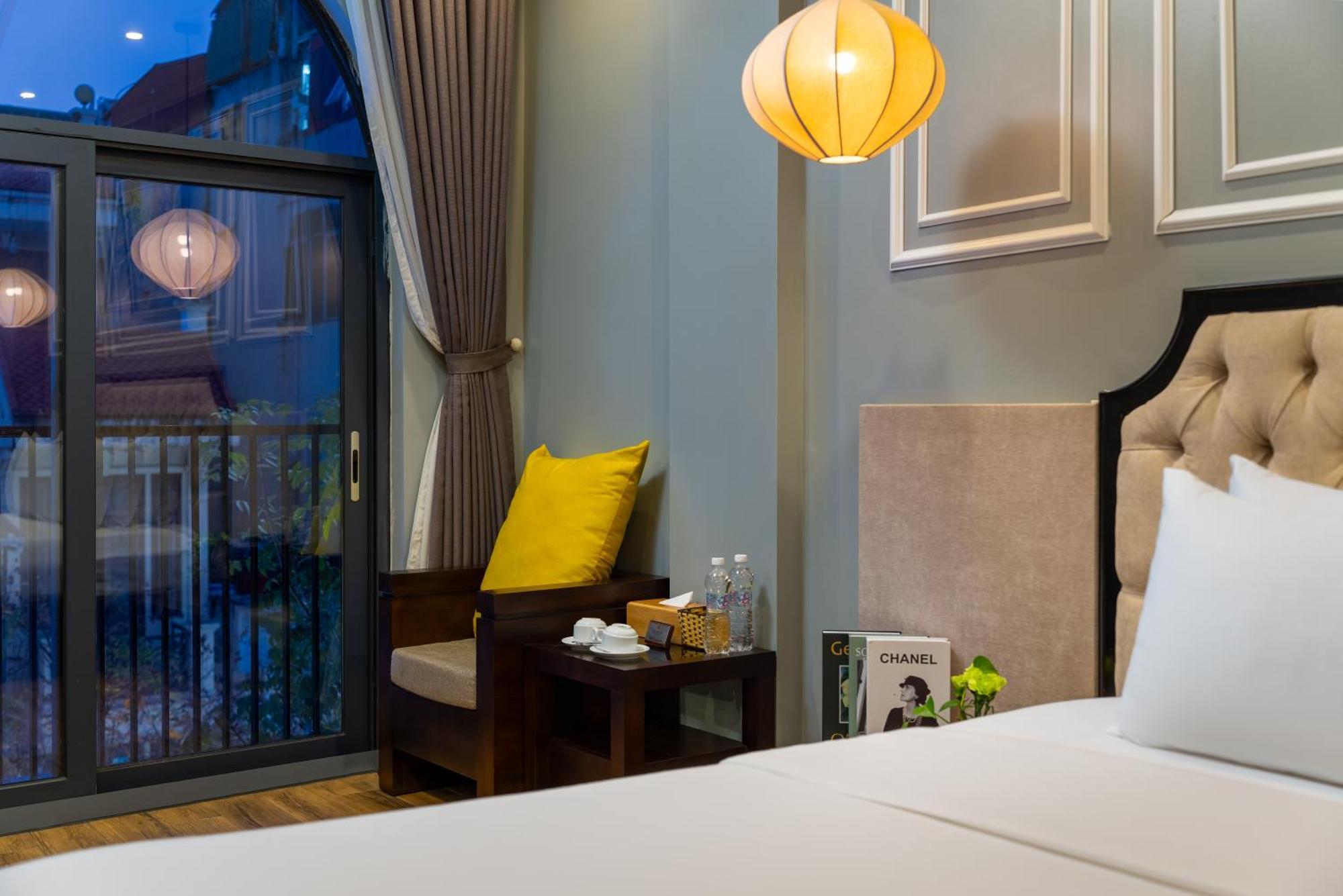 Bella Rosa & Travel Hotel